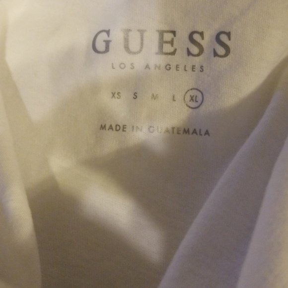 Guess - Picture 4 of 5